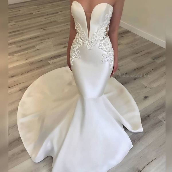 

elegant satin mermaid bridal gowns sweetheart lace appliques beaded beach wedding dresses graceful french royal wedding gowns, White