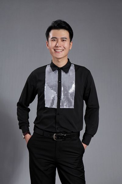 

2016 black sequins long-sleeved men shirt wedding/prom groom shirts singer wear bridegroom man stage performance party shirt, White;black