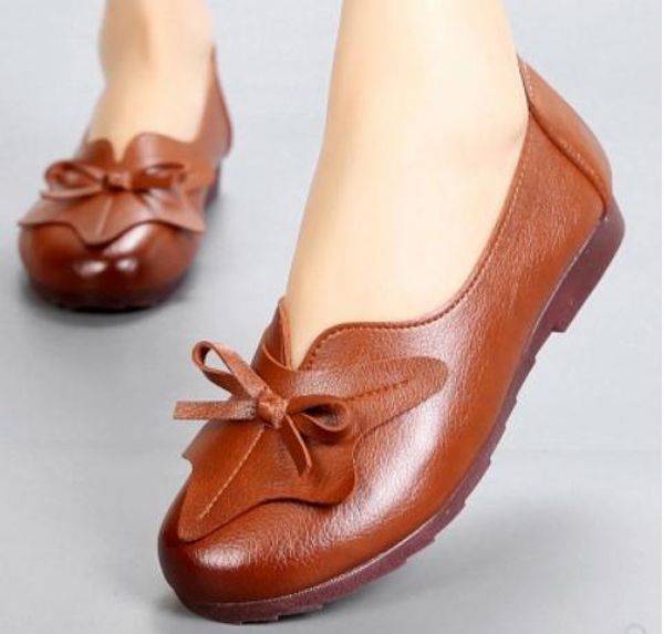 

send 2018 spring new style fashion flat bottom mom shoes, Black