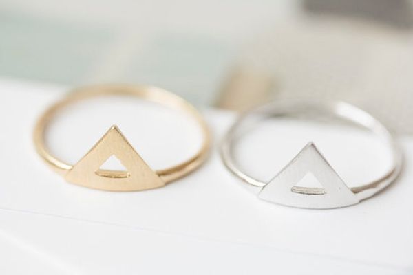 

the latest elements rings for girls fashion triangle rings, stereo erect triangular rings for women wholesale ing, Silver