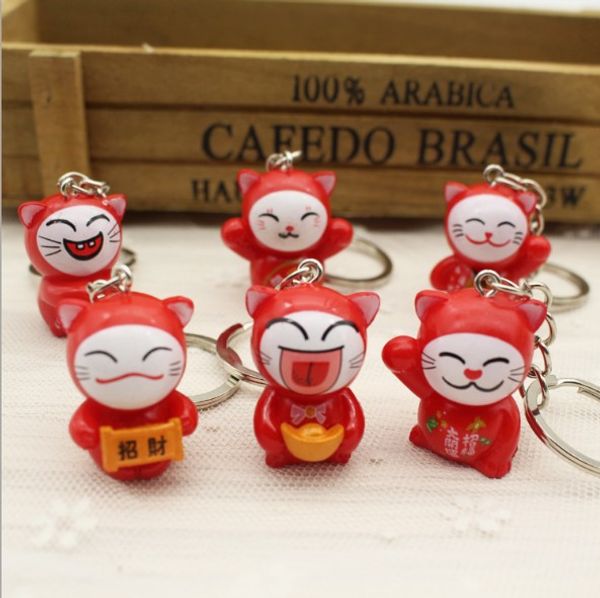 Прекрасный мультфильм Maneki Neko Lucky Cat Mini Plastic Toy Keychain для детского подарка Кошелек Подвески Подвеска