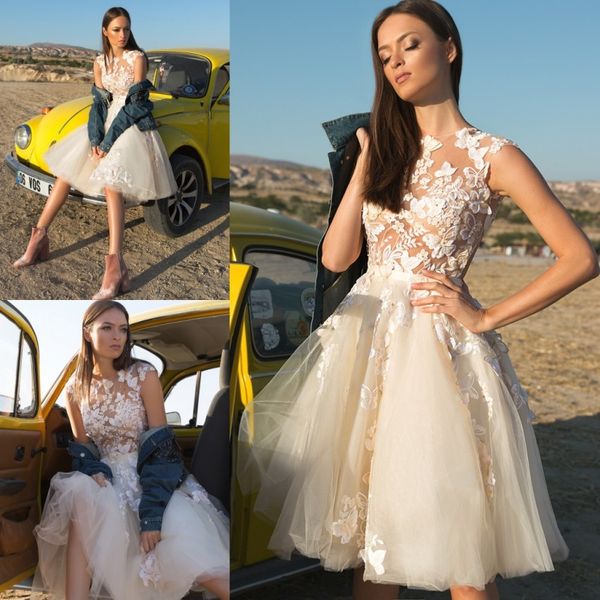 

2019 ева лендел коѬокие плжне вадебне пла кѬђжева аппликаи линии пѬием  White