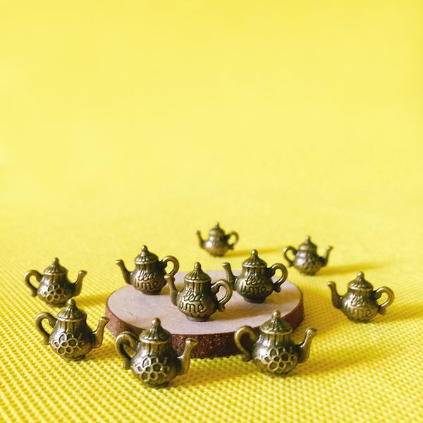 

Металлическая чашка для чая в винтажном стиле / чайник / посуда в миниатюре / милая