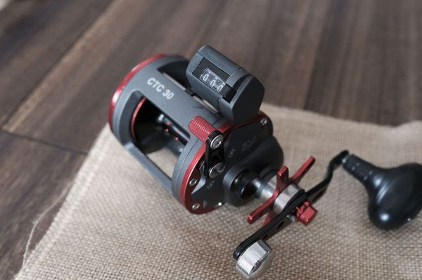 

ctc30 высокопрочных инженерных пластмасс морской рыбалки барабан колесо счетчик код таблицы высокоуглеродистой тормозной колодки лодка рыбал