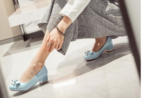 

send 2018 spring and autumn new style bowknot shallow mouth round head middle heel women's shoes coarse heel, Black