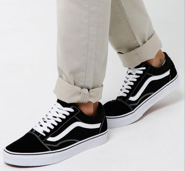 

Classic Black White Old Skool Men Women Casual Flat Shoes Sneakers Vanss Skateboard Shoes Outdoor Unisex Zapatillas Walking Shoes 35-45