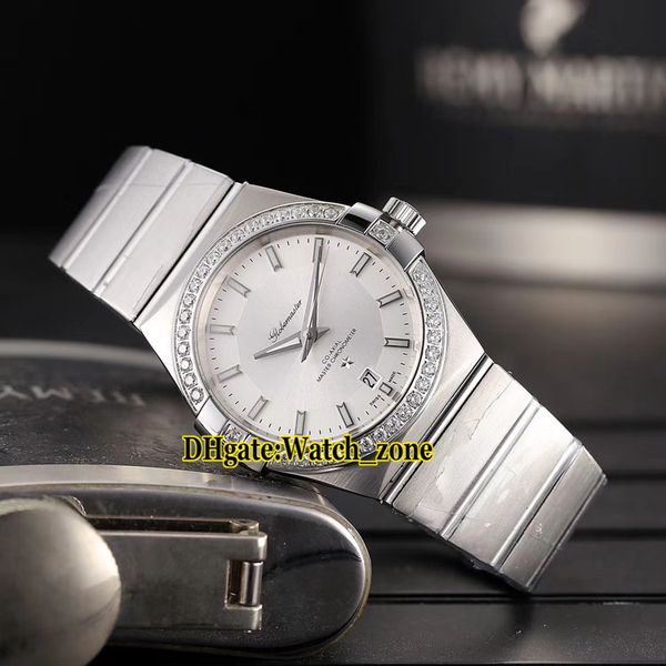 A buon mercato Nuovo quadrante bianco 38mm Giappone Miyota 8215 Orologio da uomo automatico Diamond Bzel Cinturino in acciaio inossidabile da uomo Orologi sportivi