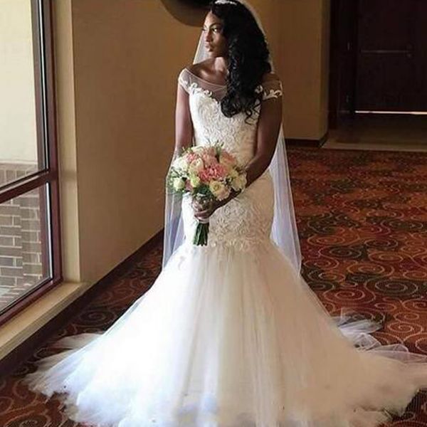 

plus size 2019 mermaid wedding dresses sheer off the shoulder lace appliques tulle skirt custom made bridal gowns sweep train, White