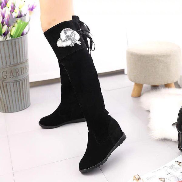 

winter and autumn boots with high boots, knight boots comfortable, fashionable inside, Black
