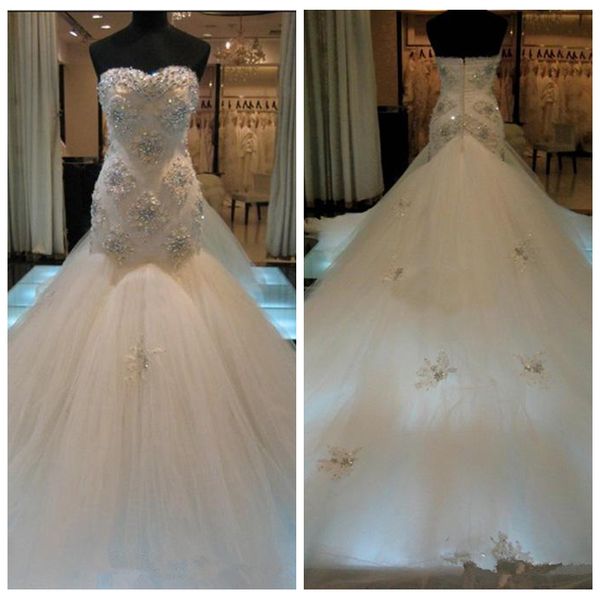 

2021 amazing real images slim sweetheart beautiful lace applique beading tulle skirt chapel train mermaid wedding dresses bridal gowns bling, White