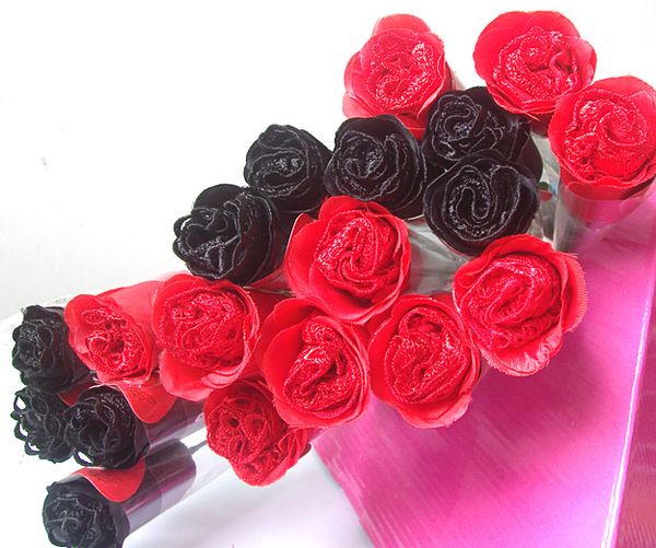 

epacket valentine's day roses lady thong appeal lady t/t the roses underwear wholesale, Red;black