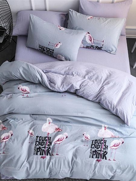 

4pcs bedclothes set simple modern letters pattern supple bedding set
