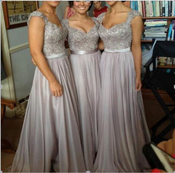 

2018 New Cap Sleeves Lace Applique Long Bridesmaid Dresses Pearls Floor Length Plus Size Maid of Honor Gowns Evening Party Wear Custom Made