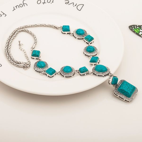 

fashion boho style green stone necklaces pendant silver collar choker statement necklace women turquoises pendant necklace