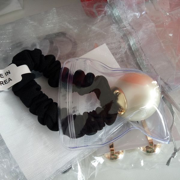 

Cc logo handmade big ize of pearl hair ring with tandard hair rope head rope japane e and korean rubber band headdre for gift