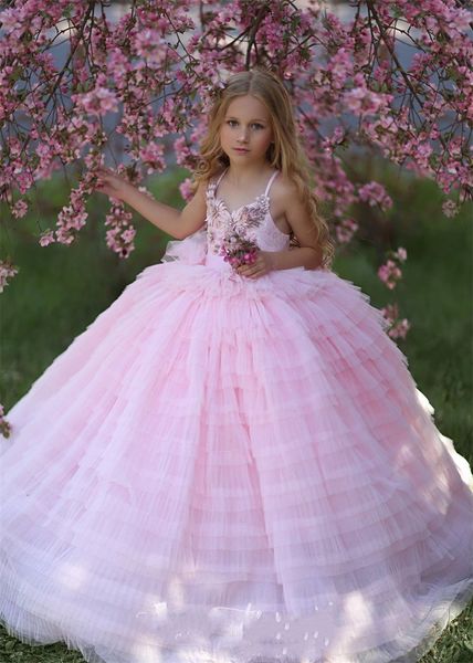 Eisige Rosa Blumenmädchenkleider 2019 Rüschen Rock Ballkleid Kleines Mädchen Geburtstag Party Tanzkleider Sweep Zug Pageant Kleid für Kinder