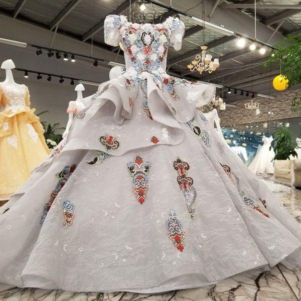 

2019 элегантный серый щедрый вечерние платья зашнуровать обратно совок декольте с коротким рукавом оборками бальное платье партии длинные кр, Black;red