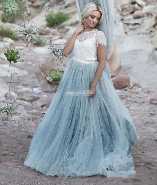 Abiti da sposa Firaly Beach azzurri Pizzo bianco Sheer op Manica corta Tulle A-line Abiti da sposa bicolore Abiti da sposa colorati 2018