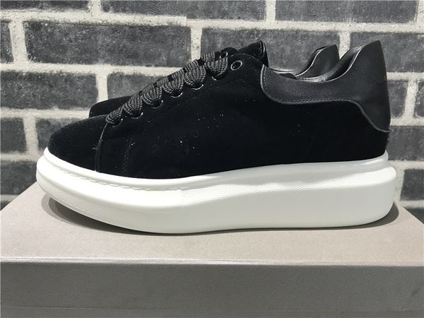 

2020 Mens Womens Casual Fitness Shoes New Fashion White Leather Comfortable Shoes Flat Casual Sneaker, Black