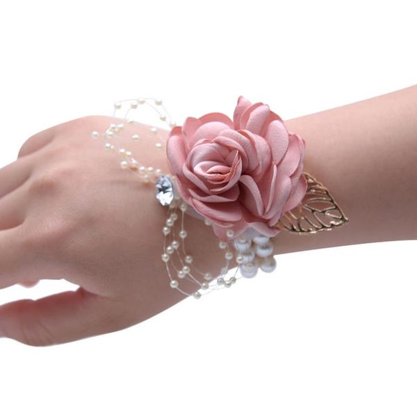 

wrist flowers, brides, bridesmaids, sisters, clubs, wrist flowers, brooches, wedding dances, children's dancers, White