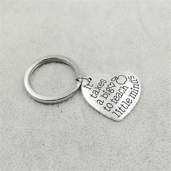 

1 pcs trendy silver color alloy it takes a big heart to teach little minds heart shaped keychain teacher gift jewelry