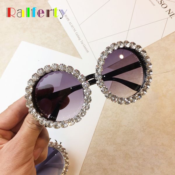 

ralferty round crystal sunglasses women brand designer 2018 luxury diamond rhinestone sun glasses for women uv400 black g05, White;black