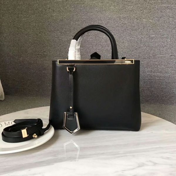 

2018 popular fa hion brand de ign women genuine leather real cow kin houlder bag chain organ bag