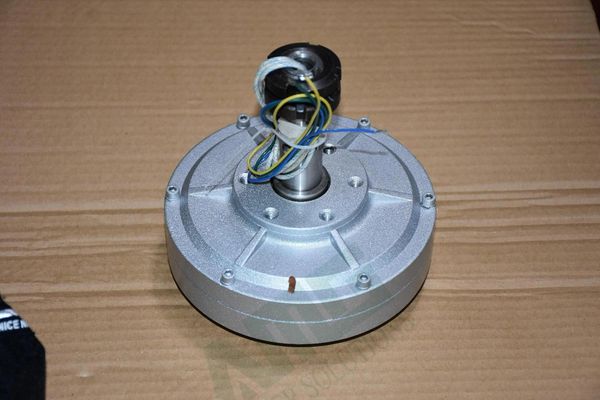 100W 500RPM 12 / 24VDC Низкоскоростное низкое начало для DIY постоянного магнита Hereless генератор генератора