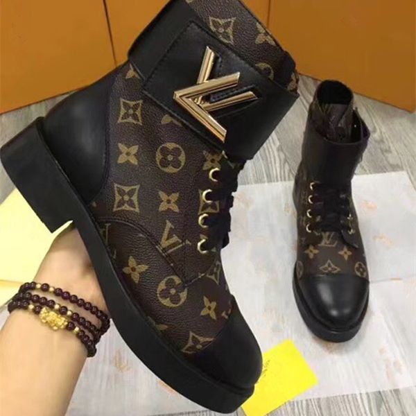 

Hot autumn and winter luxury luxury brand high quality ladies fashionable comfortable comfortable short boots Martin boots size 35~41