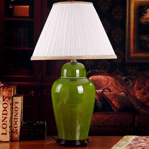 2019 Jingdezhen Vintage Style Porcelain Ceramic Desk Table Lamps For Bedside Chinese Blue And White Antique Lamp From Tengdinglamp