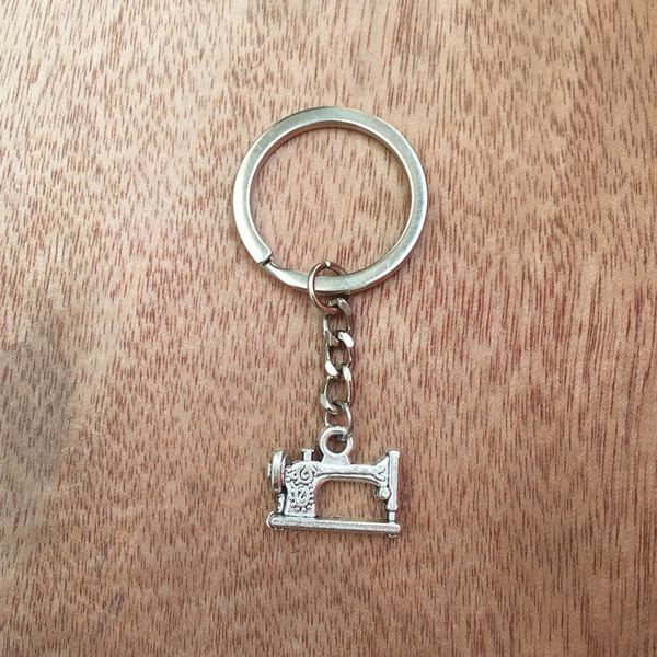 

new fashion keychain,vintage treadle sewing machine pendants diy men jewelry car key chain ring holder souvenir for gift, Silver