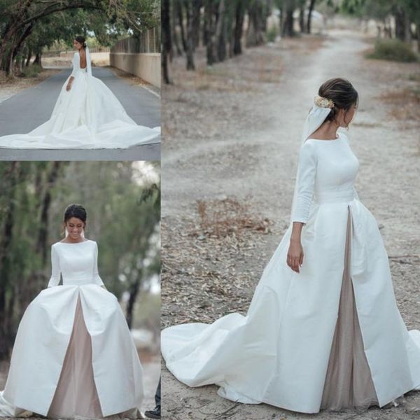 

vintage 3/4 long sleeves wedding dresses satin jewel backless wedding dress count train pleats beach bridal gowns cheap, White