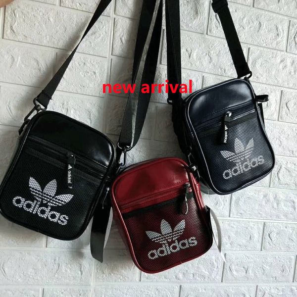 

Designer Shoulder Bags Men and Women Messenger Bags Brand Crossbody Bag Fashion Causal Shoulder Bag Outdoor Sport Bag