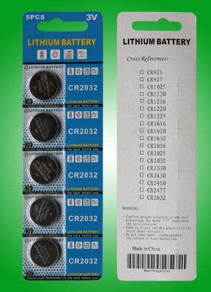 Süper Kaliteli CR2032 Düğme Hücre Pilleri 3V Lityum Para Hücreleri Saatler LED Işık Oyuncakları Ölçekleri