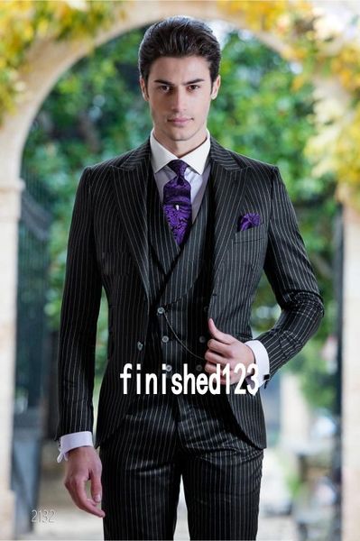 Özel Tasarım Iki Düğmeler Siyah Şeritler Düğün Damat Smokin Tepe Yaka Groomsmen Erkek Akşam Yemeği Blazer Suits (Ceket + Pantolon + Yelek + Kravat) NO: 1553