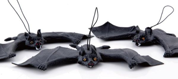 Korkunç cadılar bayramı kauçuk yarasa asılı 3d yarasa korku ürkütücü parti dekorasyon sahne simülasyonu hayat benzeri hayvan siyah hediye etkinliği tedarik