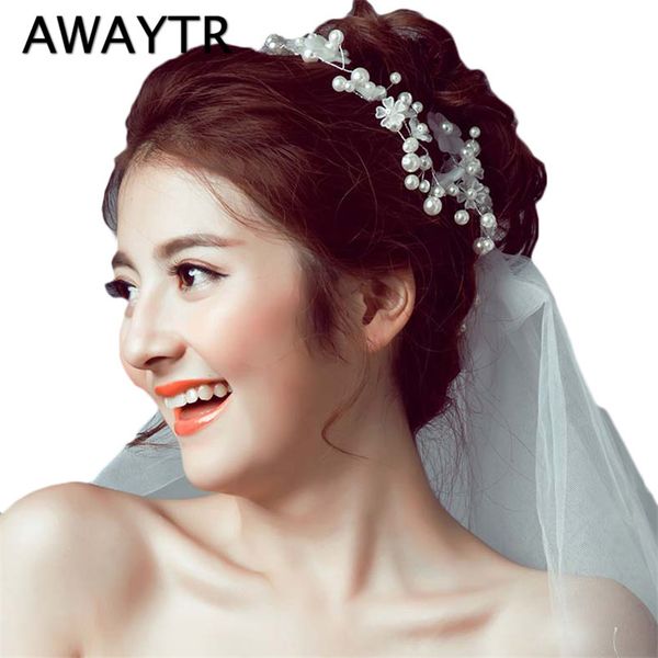 2020 Awaytr Romantic Wedding Hair Comb Vintage Style Bridal Hair