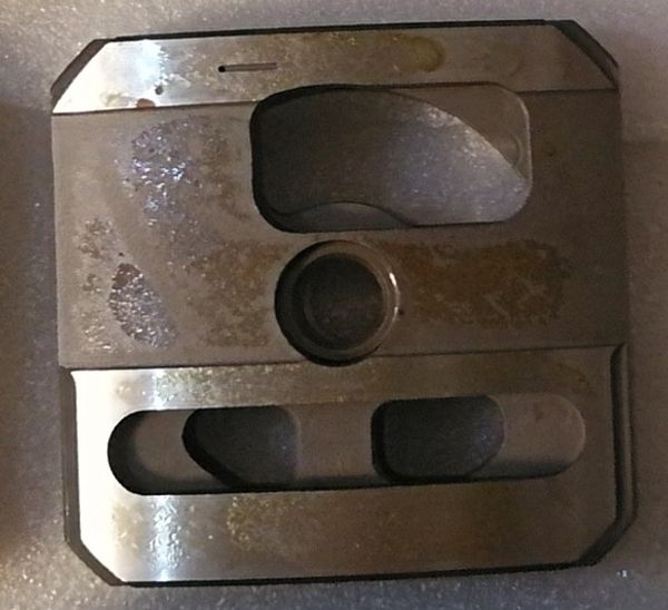 

ремкомплект главного насоса хитачи hpv105 запасные части землечерпалки