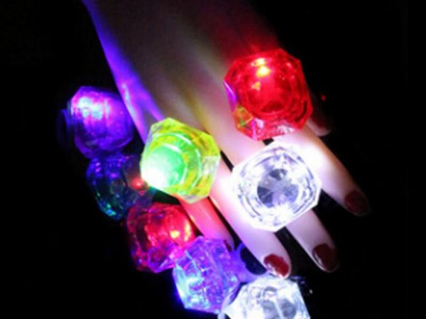 

Large diamond ring luminou led ring emitting product led fla hing light ring party di co finger light halloween chri tma fe tival light