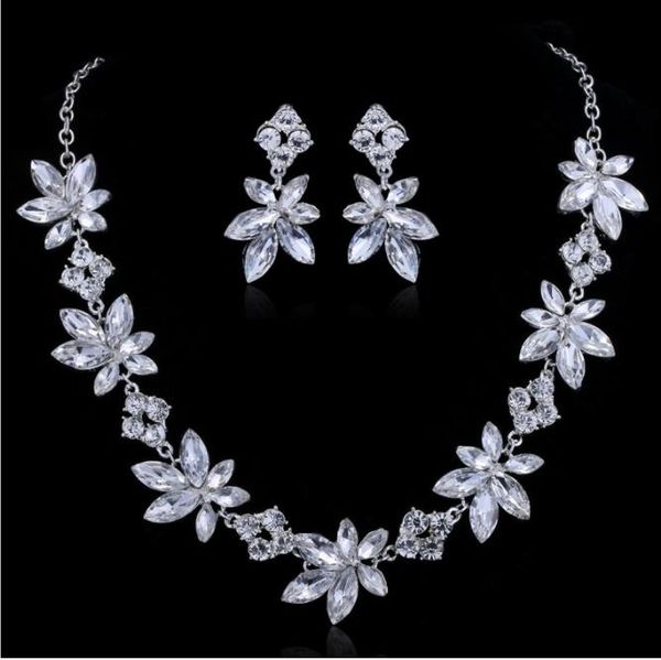 

bridal red diamond wedding necklace jewelry wedding dress european and american necklace jewelry, Slivery;golden