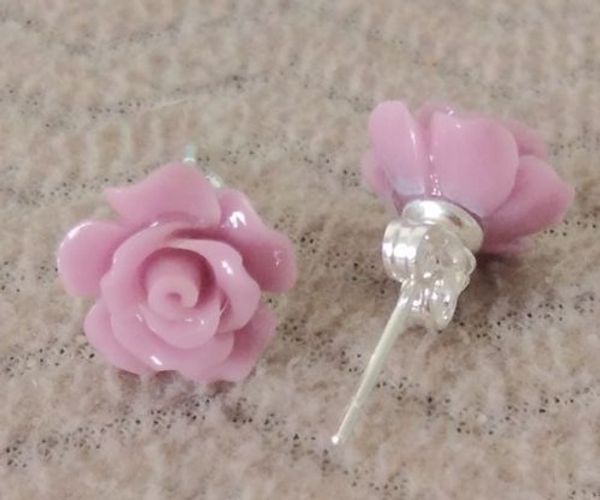 

genuine 10mm pink purple coral rose flower silver stud earring, White