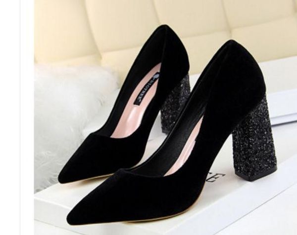 

send 2017 autumn and winter new style pointed end high heels shoes coarse heel shallow mouth women brides wedding shoes, Black