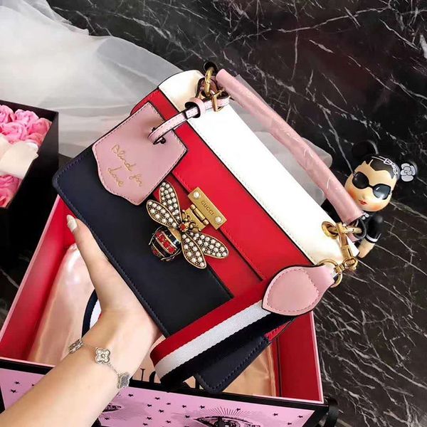 

Bolsa de Ombro dmbag01