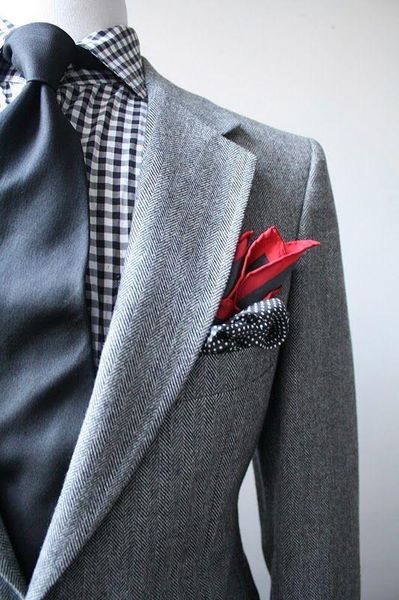 Abito da uomo in tweed a spina di pesce grigio chiaro Smoking dello sposo Abiti da sposa per eventi di festa Sposo Groomsmen Abito da sera Prom Pantaloni giacca a due pezzi