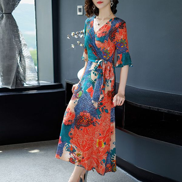 

vintage print flare sleeve slit silk dress, White;black