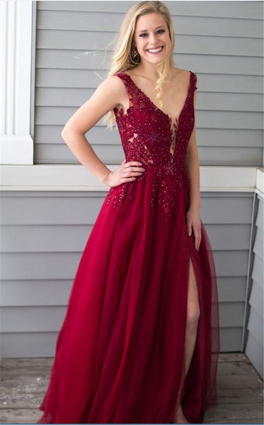 Princess v Neck Red Chefon Long Promply с боковой щелью кружев