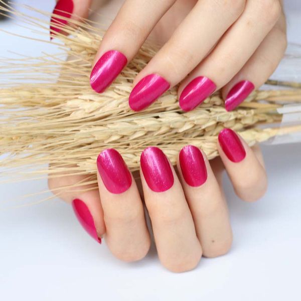 

24pcs adorable fashion candy oval decorative fake nails short round section burgundy p007x, Red;gold