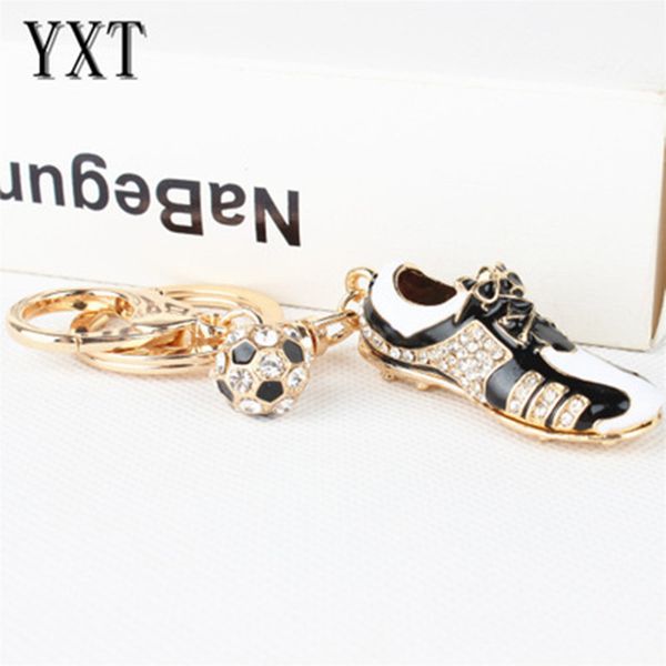 

football sports shoes keychain 2018 russia world cup 3d sports ball metal keychains gift key ring accessories soccer key chains souvenir