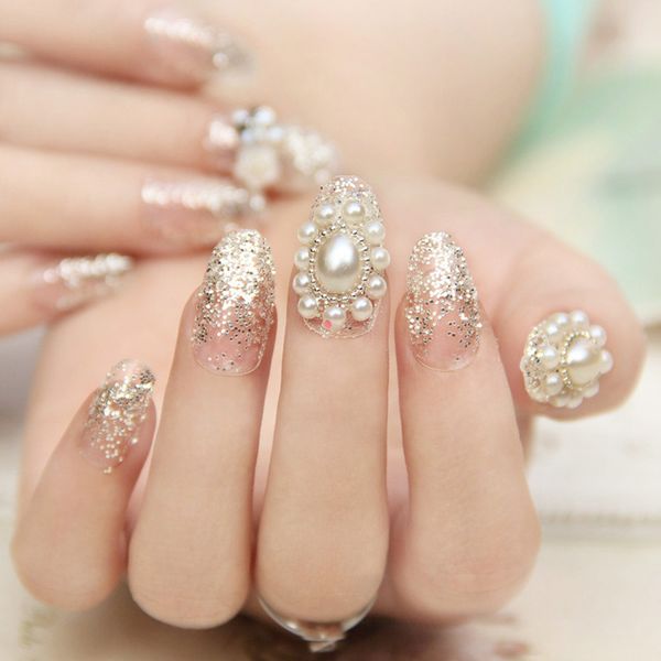Elegant Round Wheel Case Nail Art Rhinestones Decoration Nails Art
