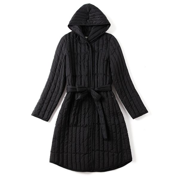 

new winter 2018 brand down jacket, europe and the united states with a light and thin cap in a long style duck down coat, Black